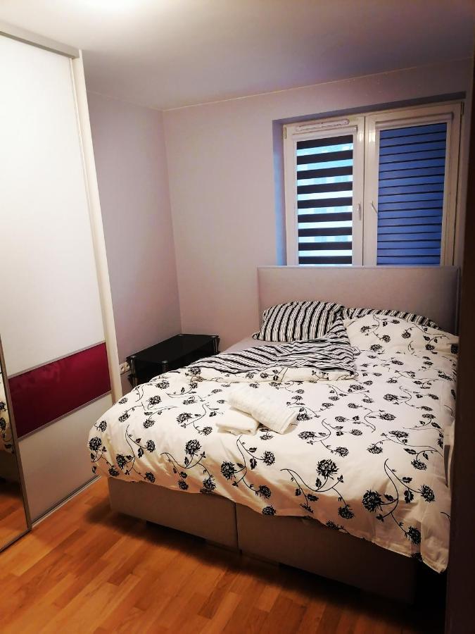 Апартаменты Apartament Luxbibi Жешув Экстерьер фото